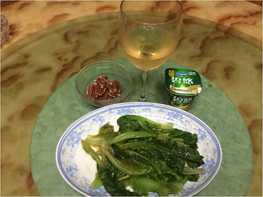 這是我的營養(yǎng)餐，還是你的營養(yǎng)餐，給你的作物也做做營養(yǎng)餐吧